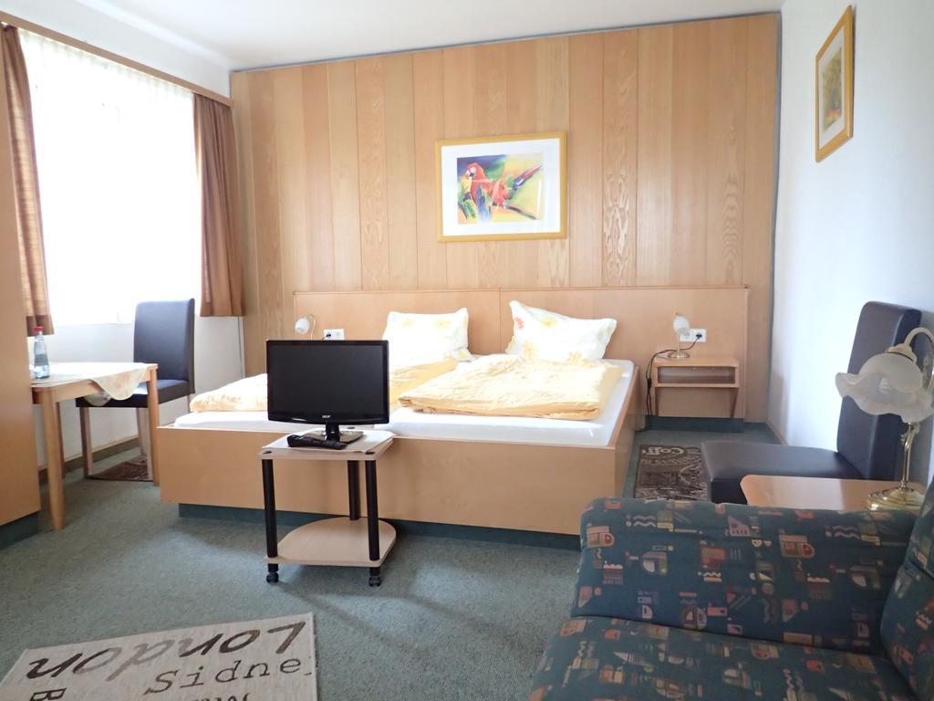 Hotel Haus Charlotte Bad Nenndorf Zimmer foto